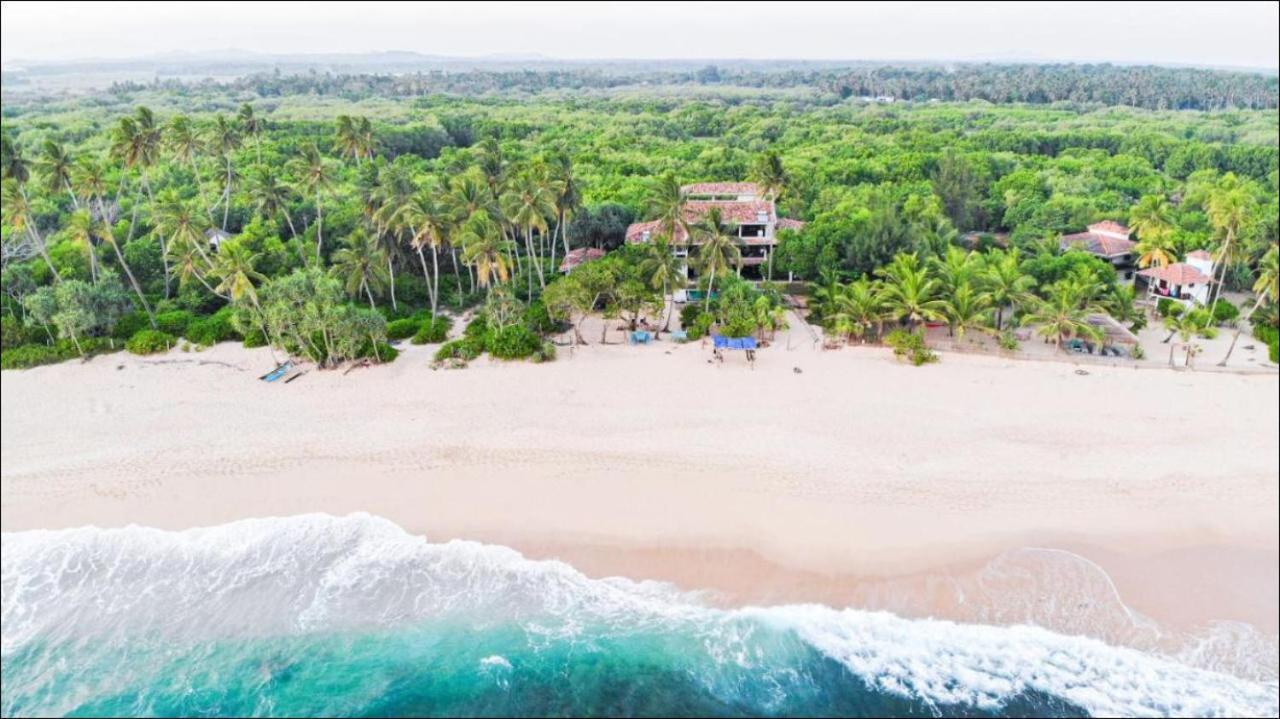 Serein Beach Hotel Tangalle Exterior foto