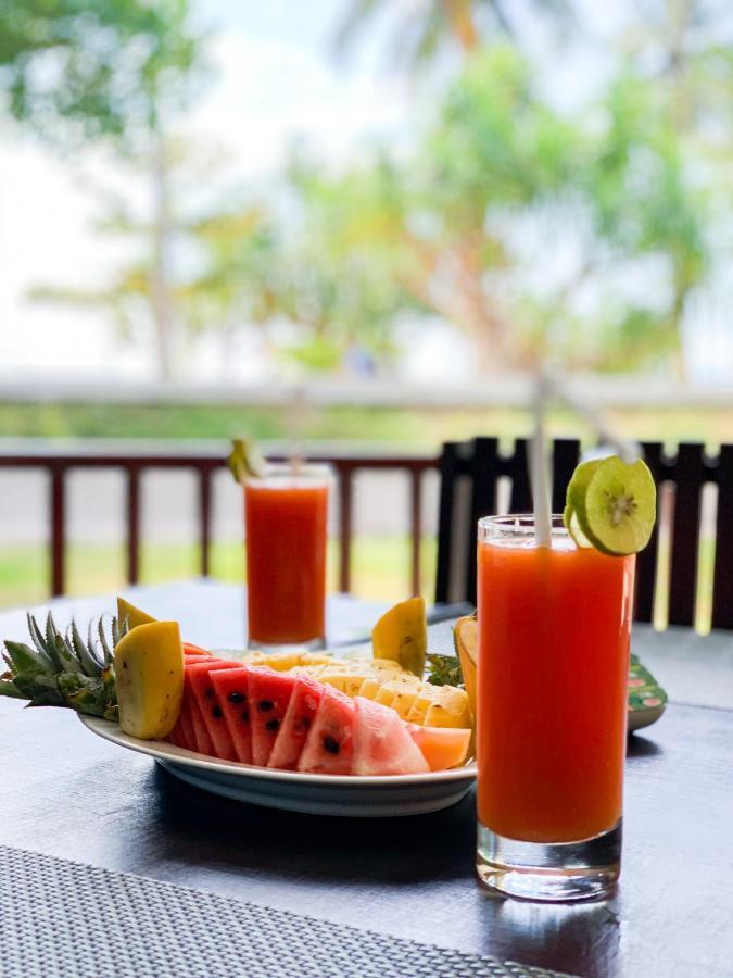 Serein Beach Hotel Tangalle Exterior foto