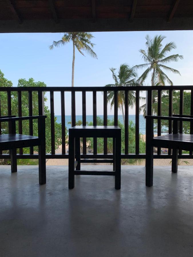 Serein Beach Hotel Tangalle Exterior foto