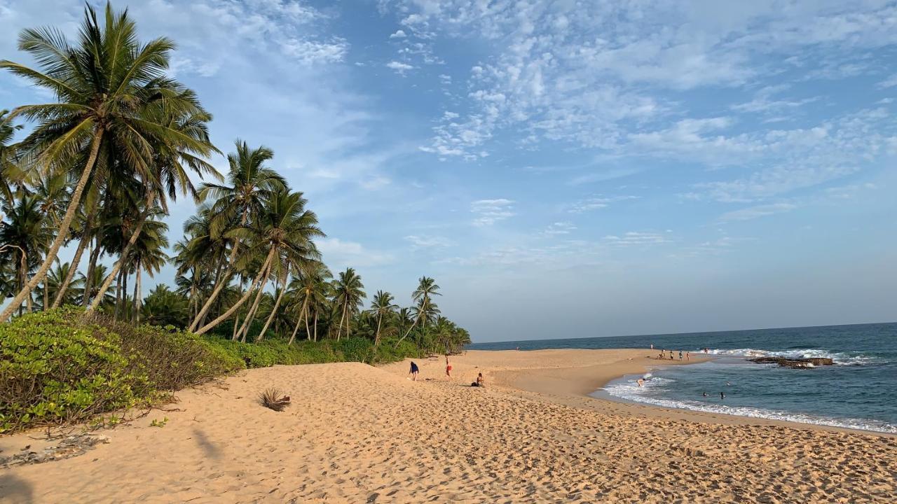 Serein Beach Hotel Tangalle Exterior foto
